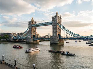 London Tower Bridge view
